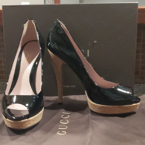 Gucci shoes 👌💯. Size 8.5 - Picture 2 of 8